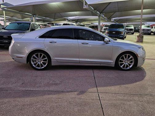 2016 Lincoln MKZ Hybrid Base