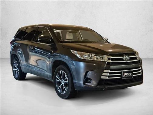 2018 Toyota Highlander LE