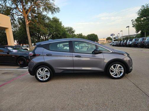 Gray Ghost Metallic 2022 Chevrolet Bolt EV FWD 1LT