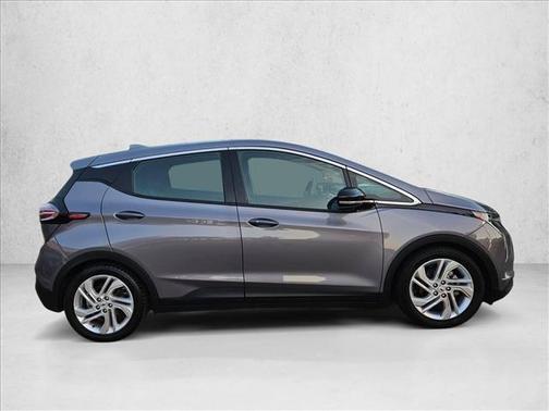 Gray Ghost Metallic 2022 Chevrolet Bolt EV FWD 1LT
