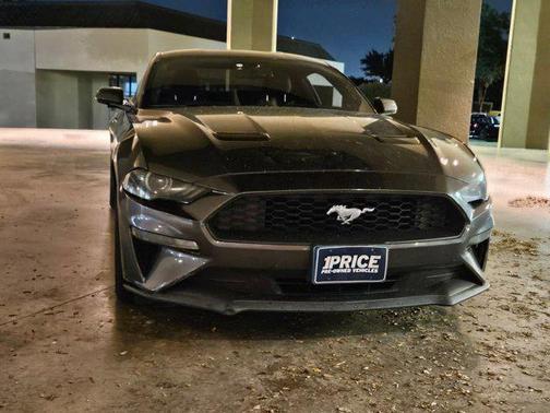 2019 Ford Mustang EcoBoost