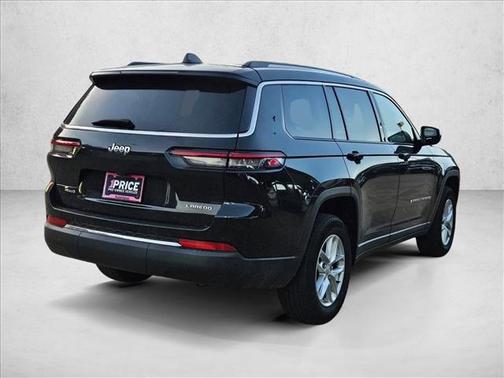 Diamond Black Crystal Pearlcoat 2023 Jeep Grand Cherokee L Laredo