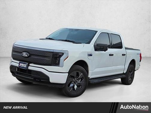 Oxford White 2024 Ford F-150 Lightning XLT