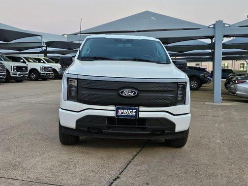 Oxford White 2024 Ford F-150 Lightning XLT