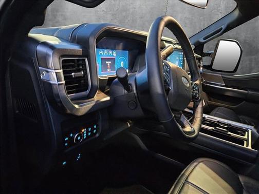 2025 Ford F-250 Platinum