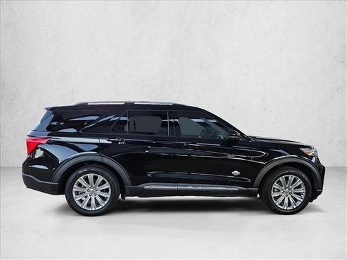 2022 Ford Explorer King Ranch