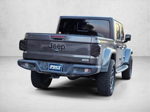 2022 Jeep Gladiator Overland