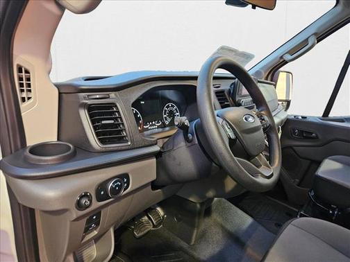 2025 Ford Transit-350 XL