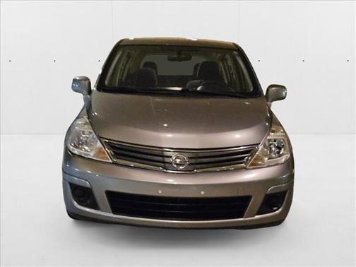 2011 Nissan Versa 1.8 S