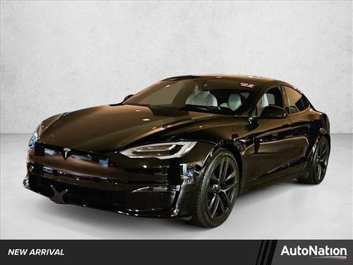2022 Tesla Model S Plaid