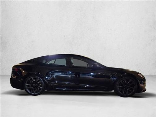 2022 Tesla Model S Plaid