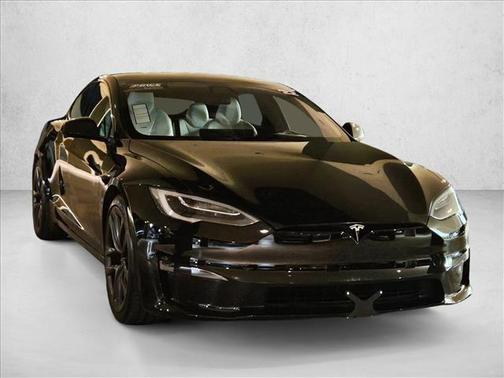 2022 Tesla Model S Plaid
