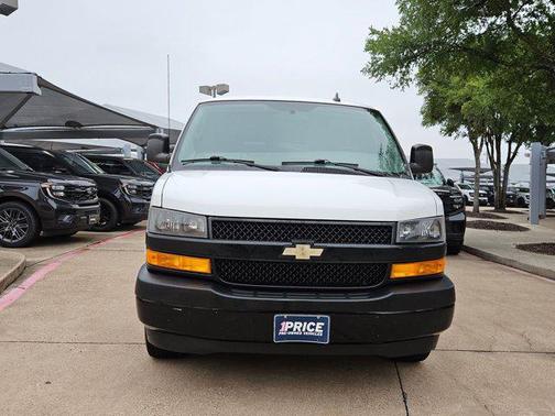 Summit White 2020 Chevrolet Express 2500 LT