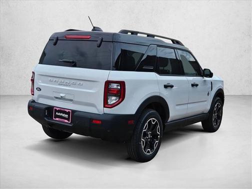 Oxford White 2026 Ford Bronco Sport Outer Banks
