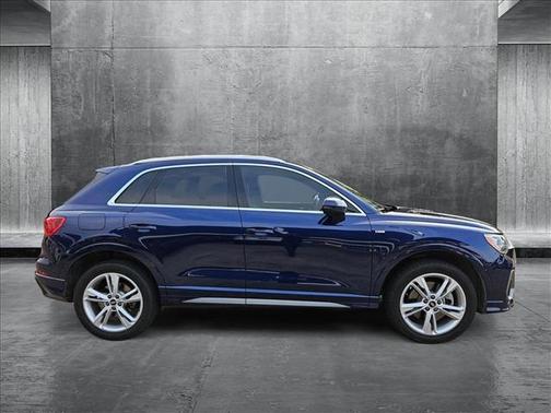 2021 Audi Q3 45 S line Premium