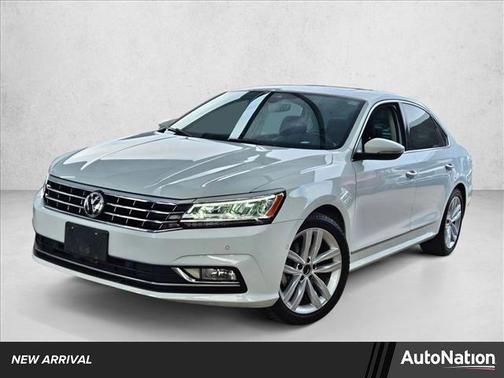 2018 Volkswagen Passat 2.0T SEL Premium