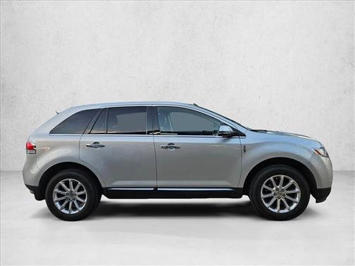 2013 Lincoln MKX Base