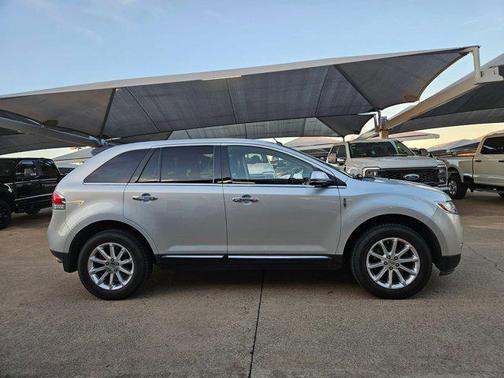 2013 Lincoln MKX Base