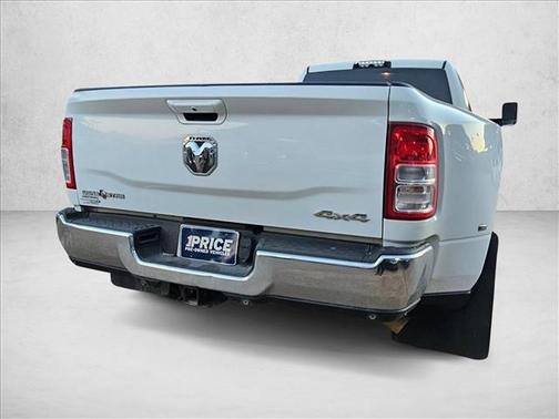 2020 RAM 3500 Lone Star Crew Cab 4x4 8' Box