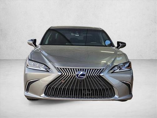 Eminent White Pearl 2021 Lexus ES 300h Ultra Luxury