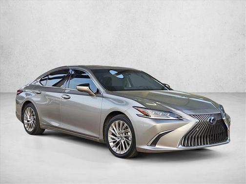 Eminent White Pearl 2021 Lexus ES 300h Ultra Luxury