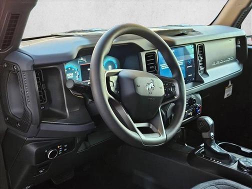 2025 Ford Bronco Base 4 Door 4x4