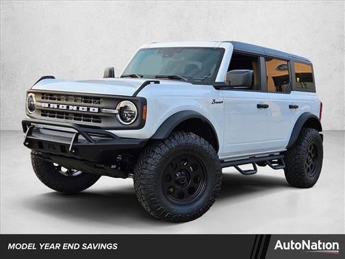 2025 Ford Bronco Base 4 Door 4x4