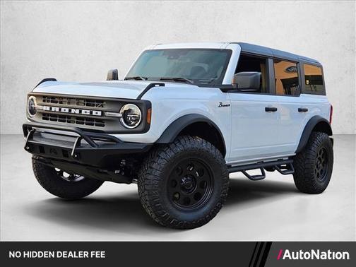 Oxford White 2025 Ford Bronco Base 4 Door 4x4