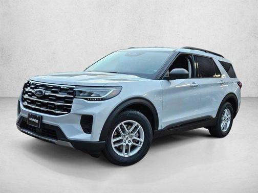Space White Metallic 2026 Ford Explorer Active