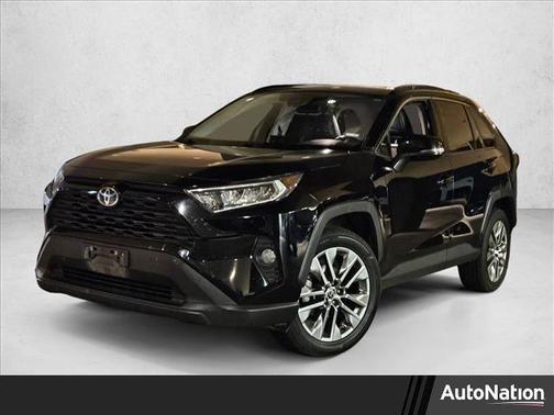 2020 Toyota RAV4 XLE Premium