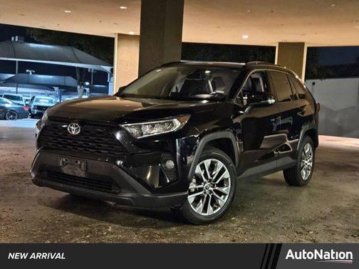 2020 Toyota RAV4 XLE Premium