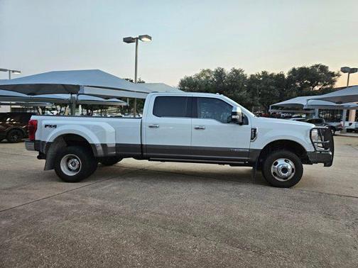 2022 Ford F-350 King Ranch
