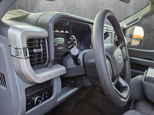 2025 Ford F-250 XLT