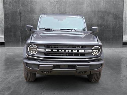2025 Ford Bronco Base 4 Door 4x4