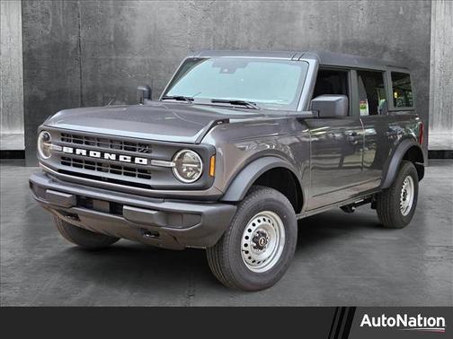 2025 Ford Bronco Base 4 Door 4x4