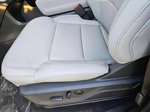 2025 Ford Expedition Max Active 4x2
