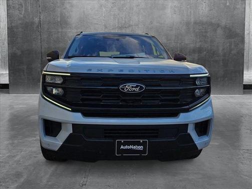 2025 Ford Expedition Max Active 4x2