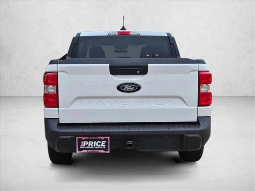 Oxford White 2025 Ford Maverick XLT