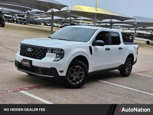 Oxford White 2025 Ford Maverick XLT