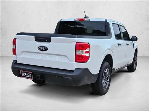 Oxford White 2025 Ford Maverick XLT