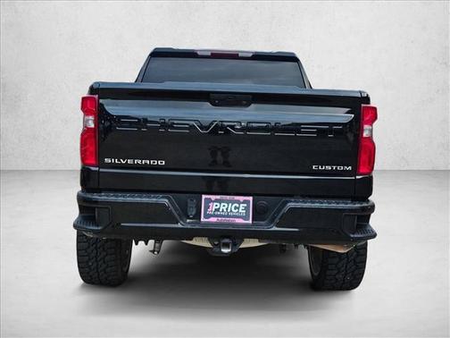 Black 2022 Chevrolet Silverado 1500 Limited Custom