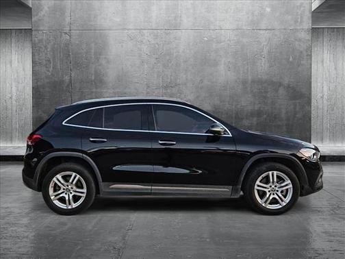 2021 Mercedes-Benz GLA 250 Base 4MATIC