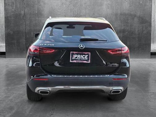 2021 Mercedes-Benz GLA 250 Base 4MATIC