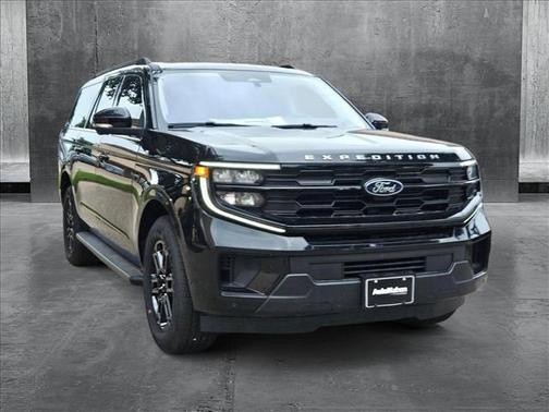 2025 Ford Expedition Max Active 4x2