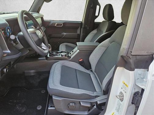 2026 Ford Bronco Base 4 Door 4x4