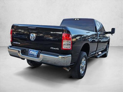 2022 RAM 2500 Lone Star Crew Cab 4x4 8' Box