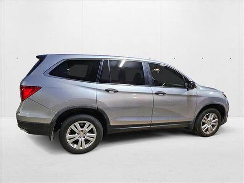 2017 Honda Pilot LX