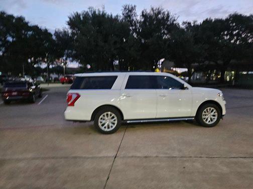2021 Ford Expedition Max XLT