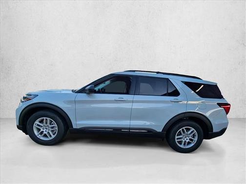 Space White Metallic 2026 Ford Explorer Active w/200A Pkg