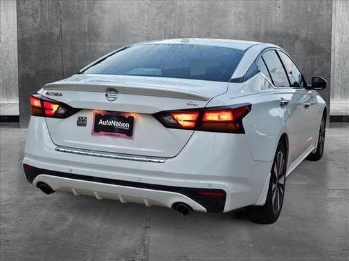 2022 Nissan Altima 2.5 SL
